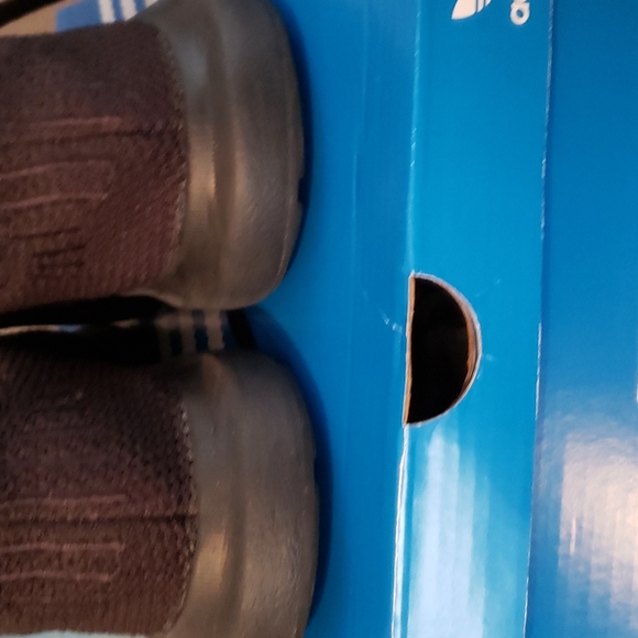 ADIDAS SWIFT RUN C...SIZE 2 - Picture 9 of 15